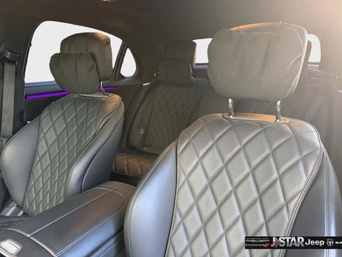 Used 2024 Mercedes-Benz S 580 4MATIC Sedan w/ AMG Line image 12