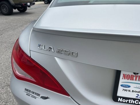 Used 2018 Mercedes-Benz CLA 250 image 8