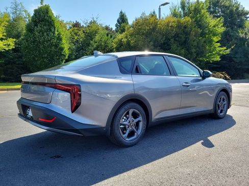 New 2026 Kia K4 FWD image 4