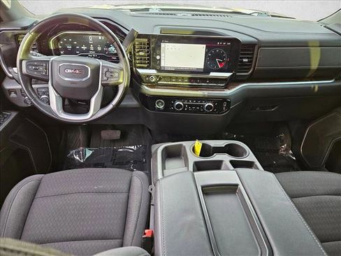 Used 2022 GMC Sierra 1500 Elevation w/ LPO, Elevation Black Package image 16