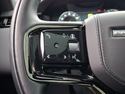 Used 2025 Land Rover Range Rover Velar Dynamic SE image 20