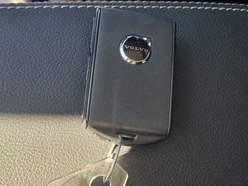 New 2026 Volvo XC40 B5 Core image 21