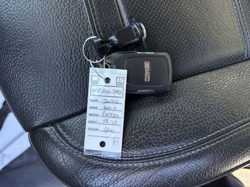 Used 2022 GMC Sierra 1500 Denali image 39