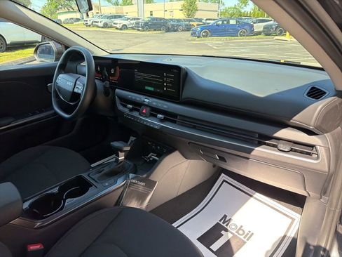 New 2026 Kia K4 FWD image 12