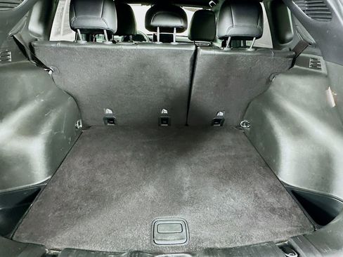 Certified 2024 Jeep Compass Limited image 36