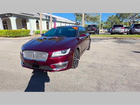 Used 2017 Lincoln MKZ Reserve image 47