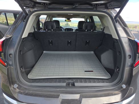 Used 2019 GMC Terrain SLT w/ Infotainment Package II AWD/4WD image 11
