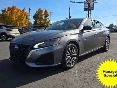 Used 2024 Nissan Altima 2.5 SV