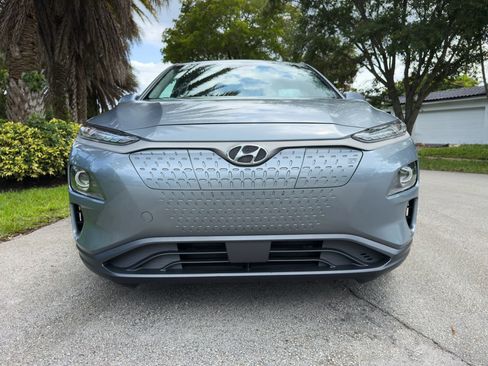 Used 2021 Hyundai Kona Ultimate w/ Cargo Package FWD image 79