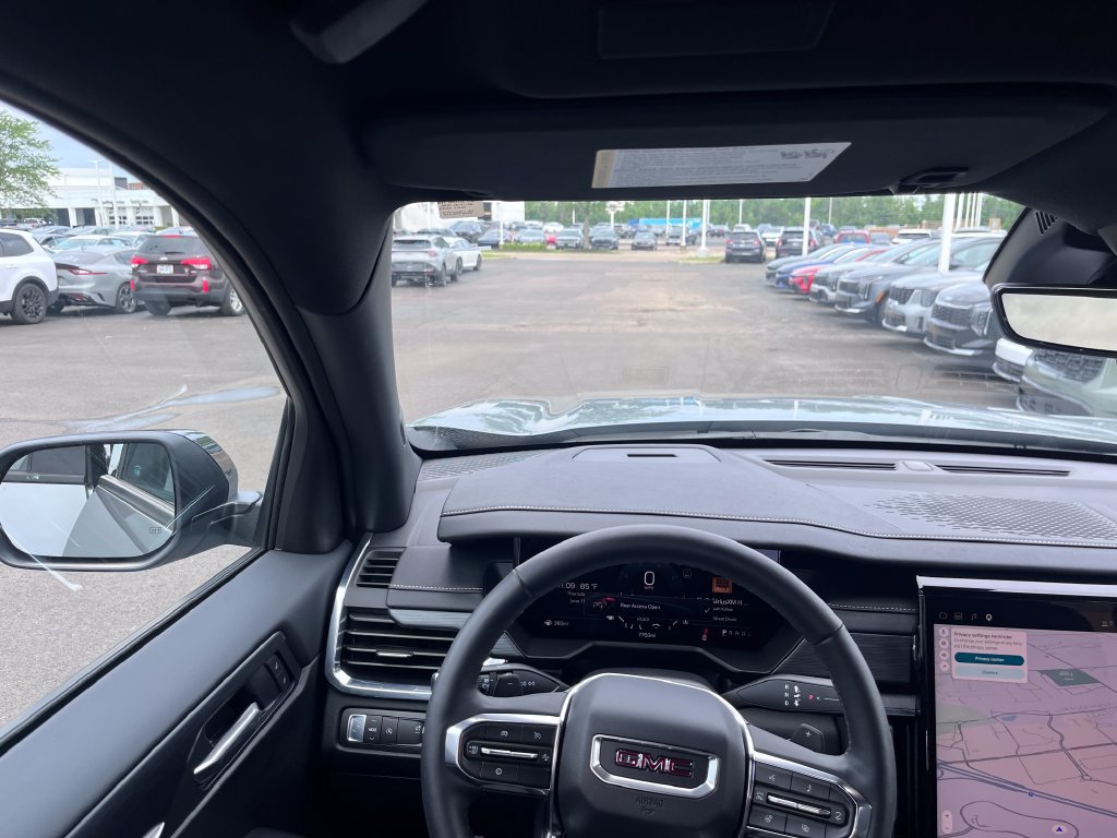 Used 2026 GMC Acadia Elevation FWD image 19
