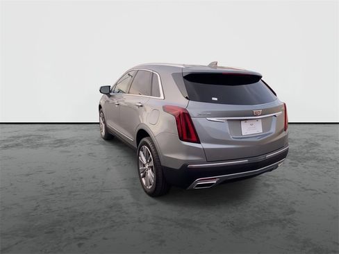 Certified 2025 Cadillac XT5 Premium Luxury image 6