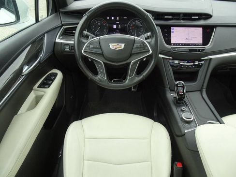 Used 2024 Cadillac XT5 Sportv w/ LPO, Red Accent Package AWD/4WD image 14