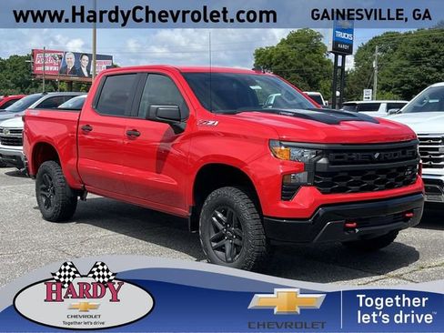 New 2026 Chevrolet Silverado 1500 Custom Trail Boss AWD/4WD image 1
