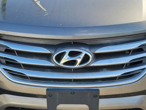 Used 2018 Hyundai Santa Fe Sport FWD image 13