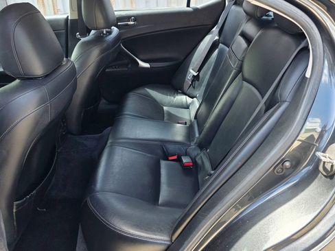Used 2009 Lexus IS 250 RWD image 11