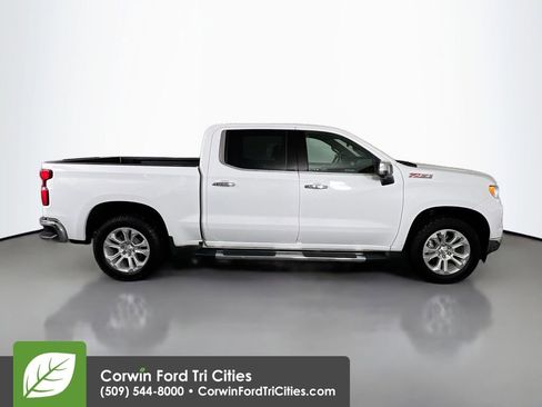 Used 2022 Chevrolet Silverado 1500 LTZ w/ Technology Package image 18