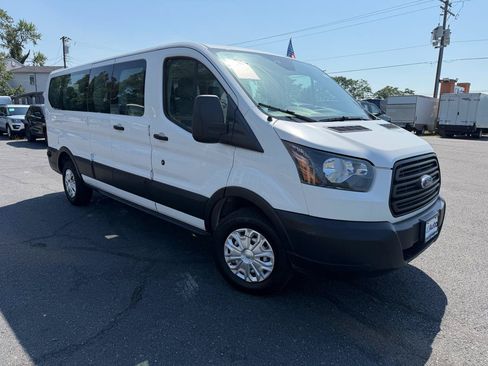 Used 2019 Ford Transit 350 XL RWD image 2
