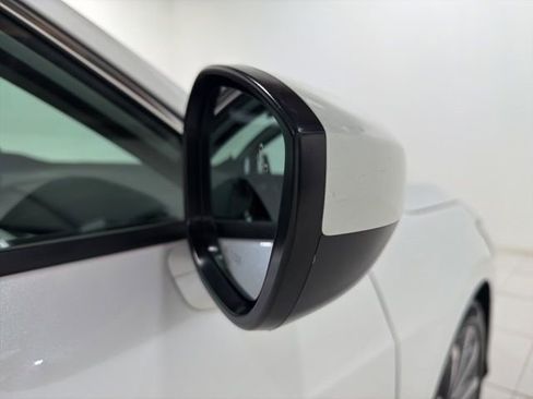 Certified 2023 Acura Integra Base image 26