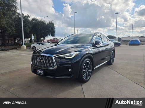 Used 2025 INFINITI QX55 Essential image 1