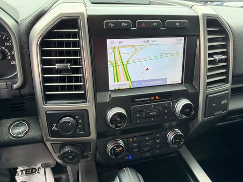Used 2020 Ford F150 Platinum w/ Equipment Group 701A Luxury AWD/4WD image 32