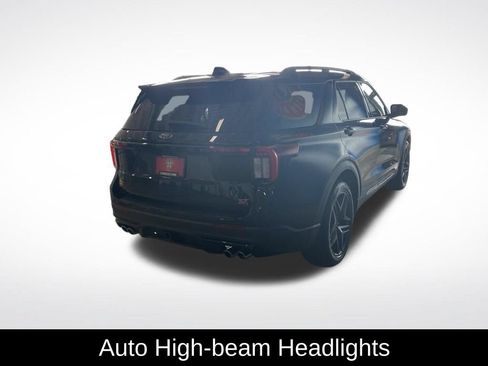 Used 2025 Ford Explorer ST AWD/4WD image 18