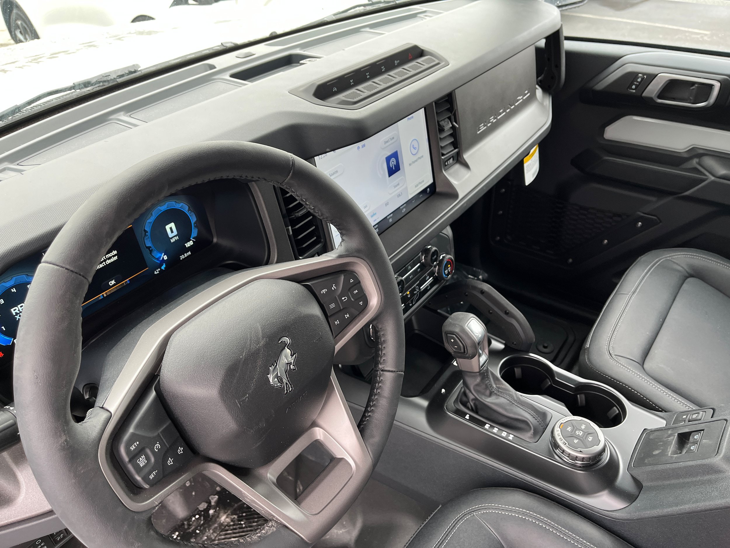 New 2026 Ford Bronco Badlands w/ Sasquatch Package AWD/4WD image 9