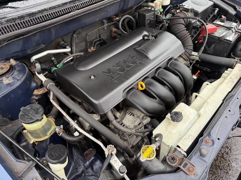 Used 2004 Toyota Corolla CE image 36