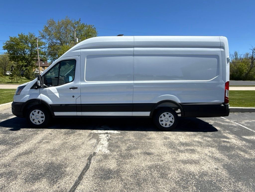 New 2026 Ford Transit 350 148 High Roof Extended w/ Load Area Protection Package RWD image 7