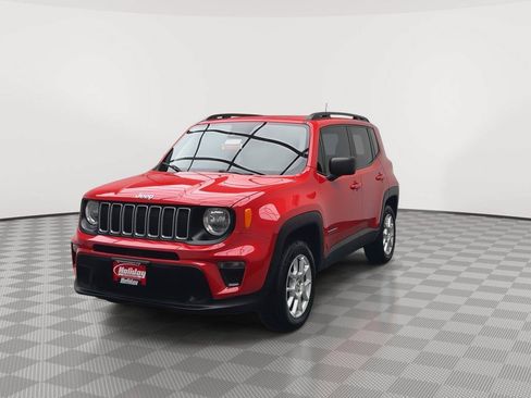 Used 2022 Jeep Renegade Sport w/ Sport Appearance Group AWD/4WD image 28