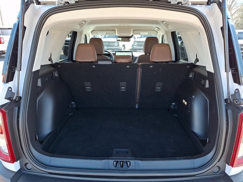 Certified 2025 Ford Bronco Sport Outer Banks w/ Outer Banks Tech Package+ image 32