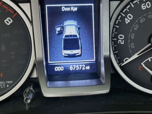 Used 2021 Toyota Tacoma SR5 image 18