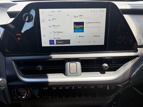 New 2026 Lexus UX 300h FWD image 18