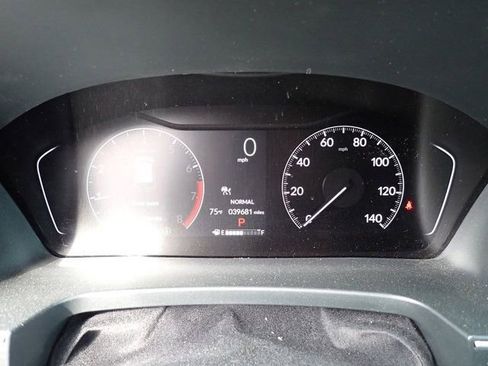 Used 2023 Honda Pilot Sport image 16