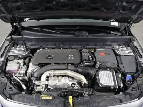 New 2026 Mercedes-Benz GLB 250 image 10