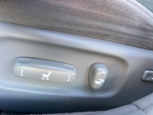 Used 2006 Toyota Camry LE FWD image 21