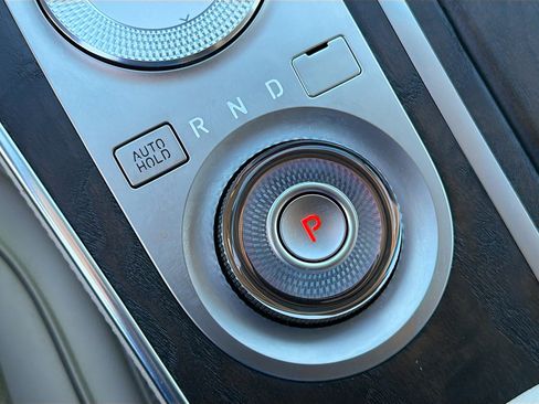 Used 2022 Genesis GV80 2.5T w/ Advanced Package 02 image 29