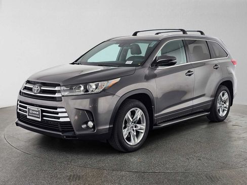 Used 2018 Toyota Highlander Limited FWD image 7