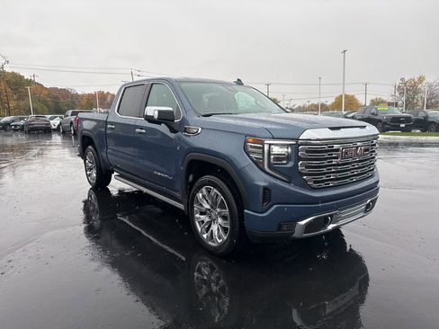 New 2026 GMC Sierra 1500 Denali image 4