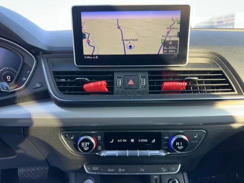 Used 2020 Audi Q5 2.0T Titanium Premium Plus w/ Premium Plus Package image 30