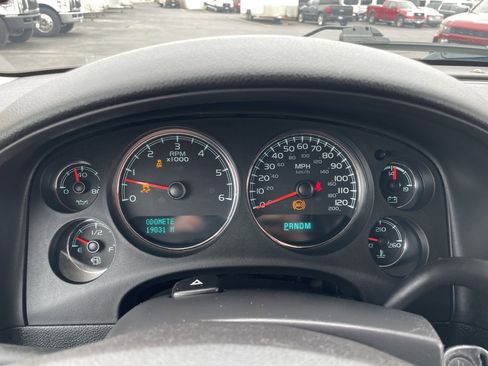 Used 2012 Chevrolet Tahoe LTZ AWD/4WD image 19