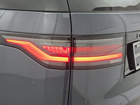 New 2026 Land Rover Discovery Dynamic SE AWD/4WD image 35