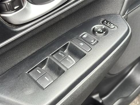Used 2019 Honda CR-V EX image 25