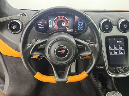 Used 2016 McLaren 570S Coupe RWD image 32