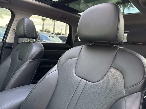 Used 2022 Kia Sorento S w/ Panoramic Sunroof Package FWD image 25