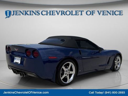 Used 2007 Chevrolet Corvette Convertible w/ Preferred Equipment Group RWD image 5
