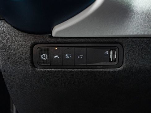 Used 2025 Chevrolet Equinox EV LT w/ Convenience Package FWD image 40