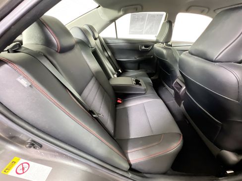 Used 2017 Toyota Camry SE image 23