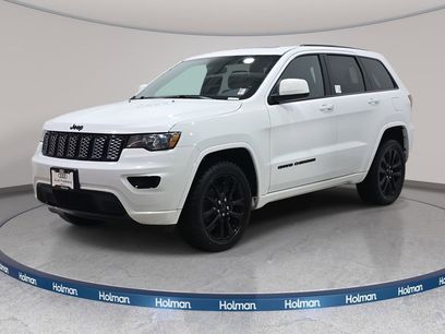 Used 2019 Jeep Grand Cherokee Altitude