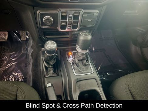 Used 2021 Jeep Wrangler Unlimited Sport image 24