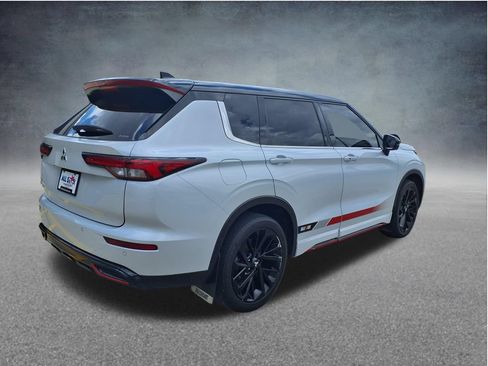 Used 2023 Mitsubishi Outlander Ralliart AWD/4WD image 9